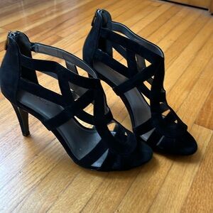 Kelly & Katie black 3” heels worn once size 10